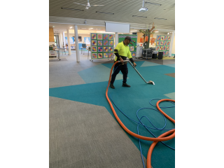 Find fully sanitized corporate zones with tailored general office cleaning in Fremantle