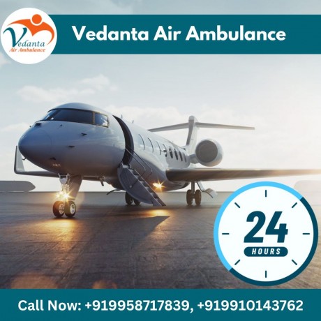 with-a-responsible-medical-team-utilize-vedanta-air-ambulance-in-bangalore-big-0